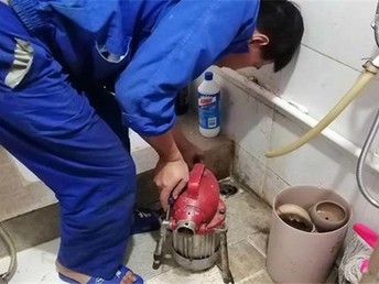 苏州张家港下水道疏通公司 抽污水管与疏通下水道专业服务指南